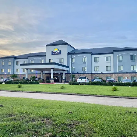 Days Inn & Suites By Wyndham Houston / West Energy Corridor